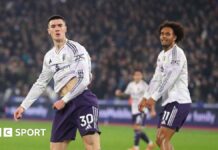 Michael Carrick happy with his start as Manchester United boss Manchester United striker Benjamin Sesko (left)