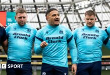 Six Nations 2026: Chasing a title & exorcising demons – Scotland must seize the day Scotland captain Sione Tuipulotu gives a talk to his team in Dublin