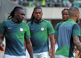 Alex Iwobi apologises for red card blunder