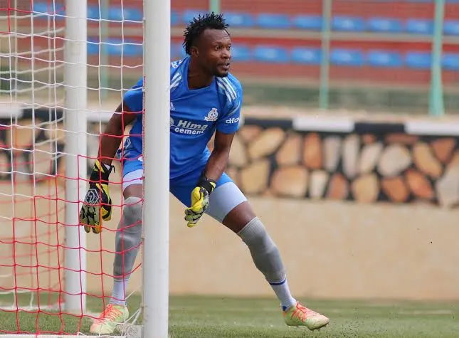 Goalkeeper Mudekereza to depart Vipers
