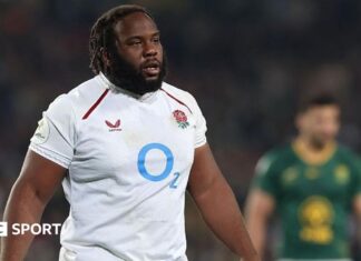 Beno Obano: Bath prop to move to Pau and put England career on ice Ellis Genge and Beno Obano